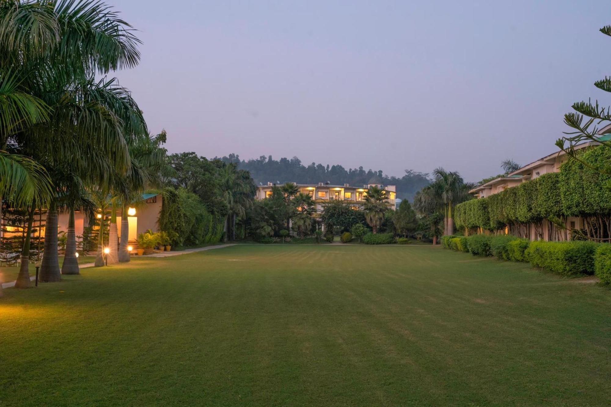 The Tattwaa Corbett Spa And Resort Рамнаґар Екстер'єр фото